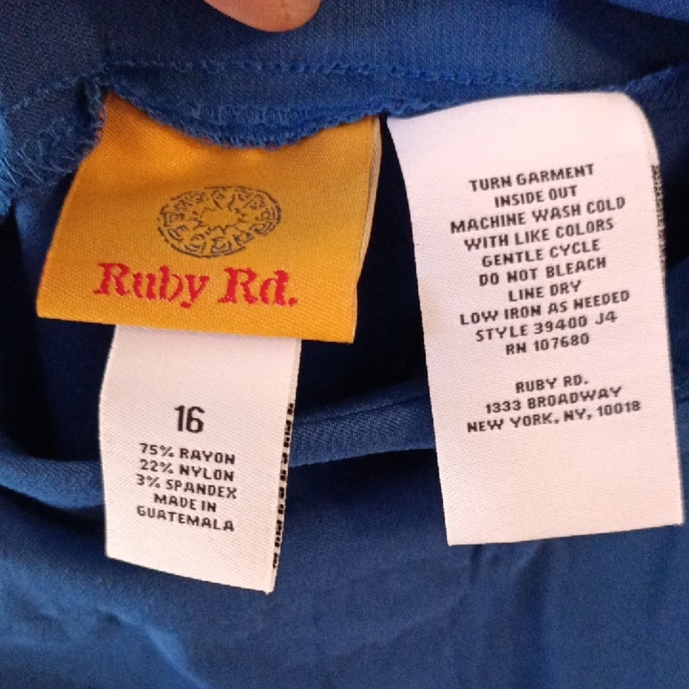 Ruby Rd. Blue Capris - image 2